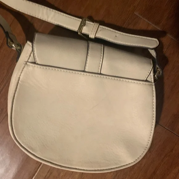 Purse - Picture 3 of 4